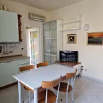 Appartamento Sante Pesaro